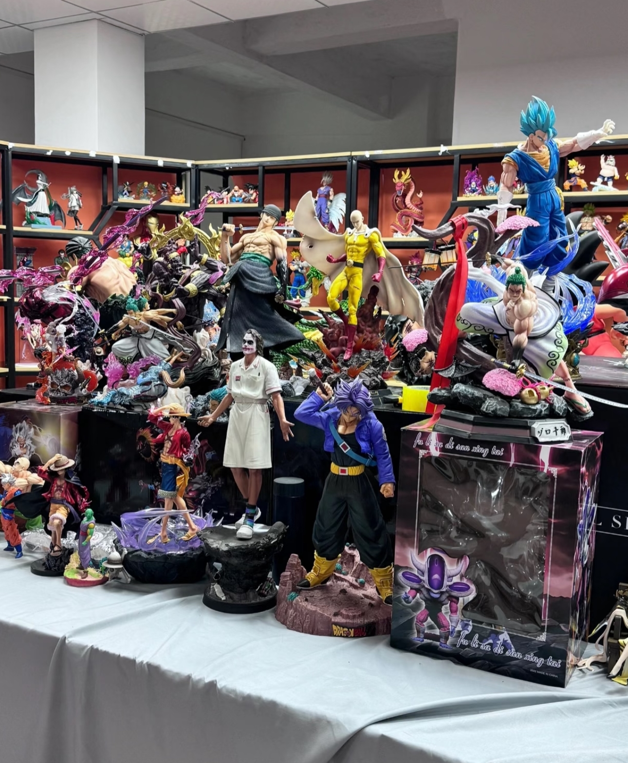 custom resin toys